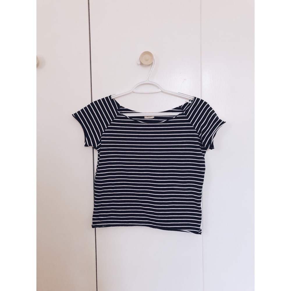 off the shoulder crop top